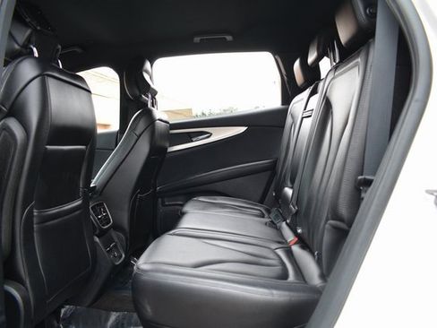 Used 2019 Lincoln Nautilus FWD image 22