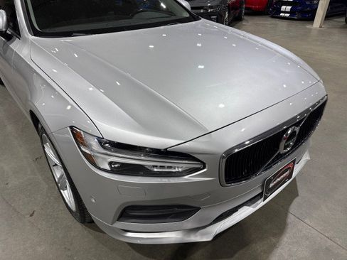 Used 2018 Volvo S90 T5 Momentum w/ Convenience Package image 30