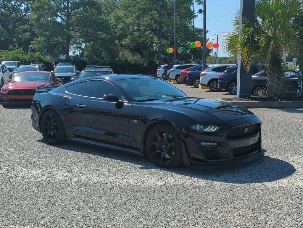 Used 2020 Ford Mustang GT Premium RWD image 9