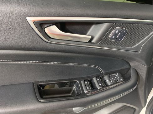 Used 2017 Ford Edge Titanium w/ Equipment Group 301A image 14
