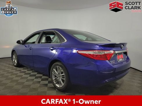 Used 2015 Toyota Camry SE FWD image 5