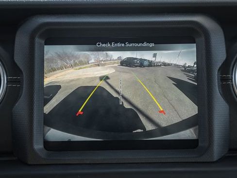 Used 2021 Jeep Wrangler Unlimited Sahara image 49