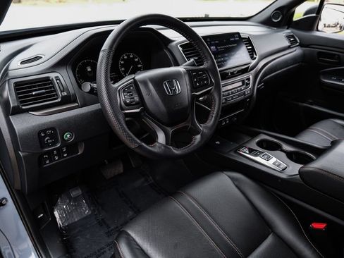 Used 2024 Honda Ridgeline TrailSport image 2