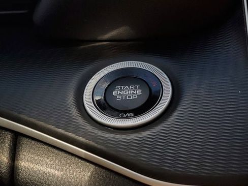 Certified 2023 Jeep Grand Cherokee L Laredo image 35