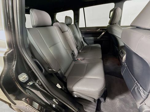 Certified 2023 Lexus GX 460 Premium w/ Premium Package AWD/4WD image 28