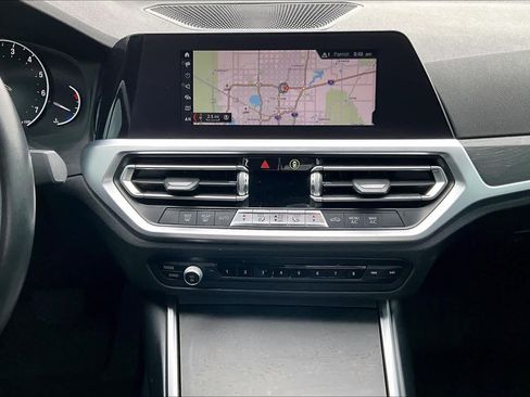 Used 2020 BMW 330i Sedan w/ Convenience Package RWD image 7