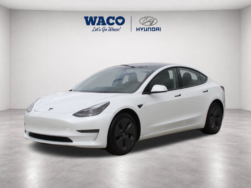 Used 2023 Tesla Model 3 Standard Range RWD image 3