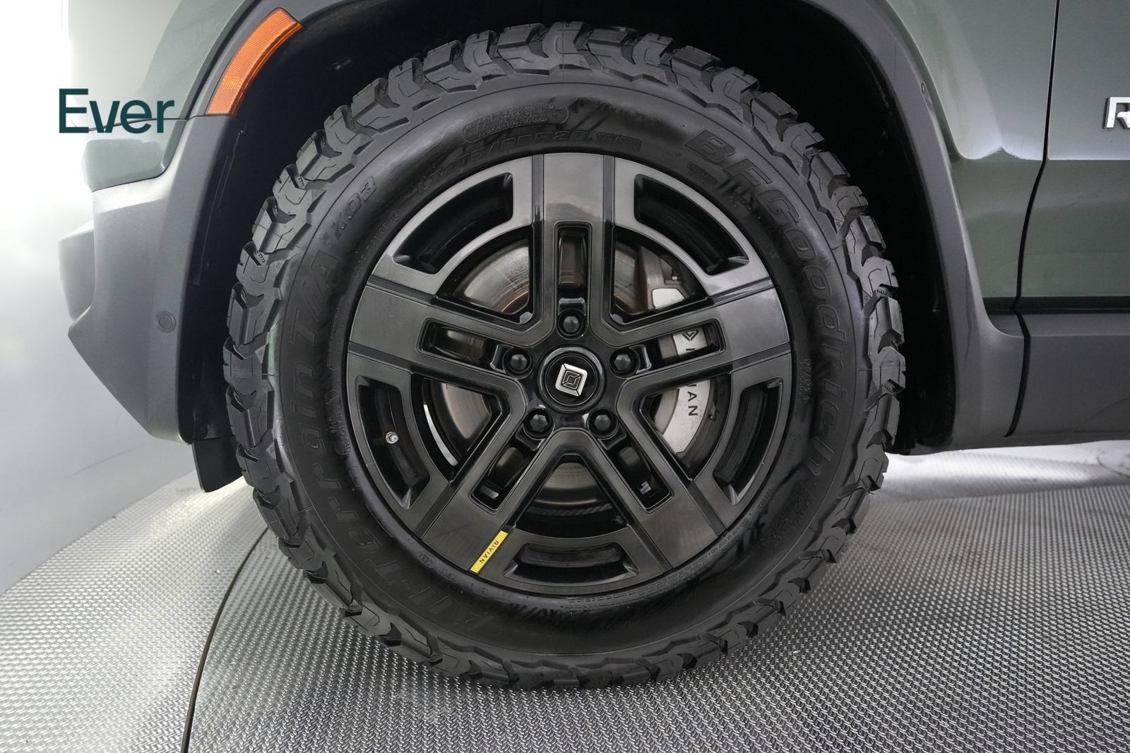 Used 2023 Rivian R1T Adventure Dual AWD/4WD image 19