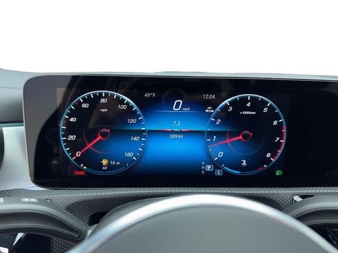 Used 2023 Mercedes-Benz CLA 250 4MATIC w/ Premium Package image 24