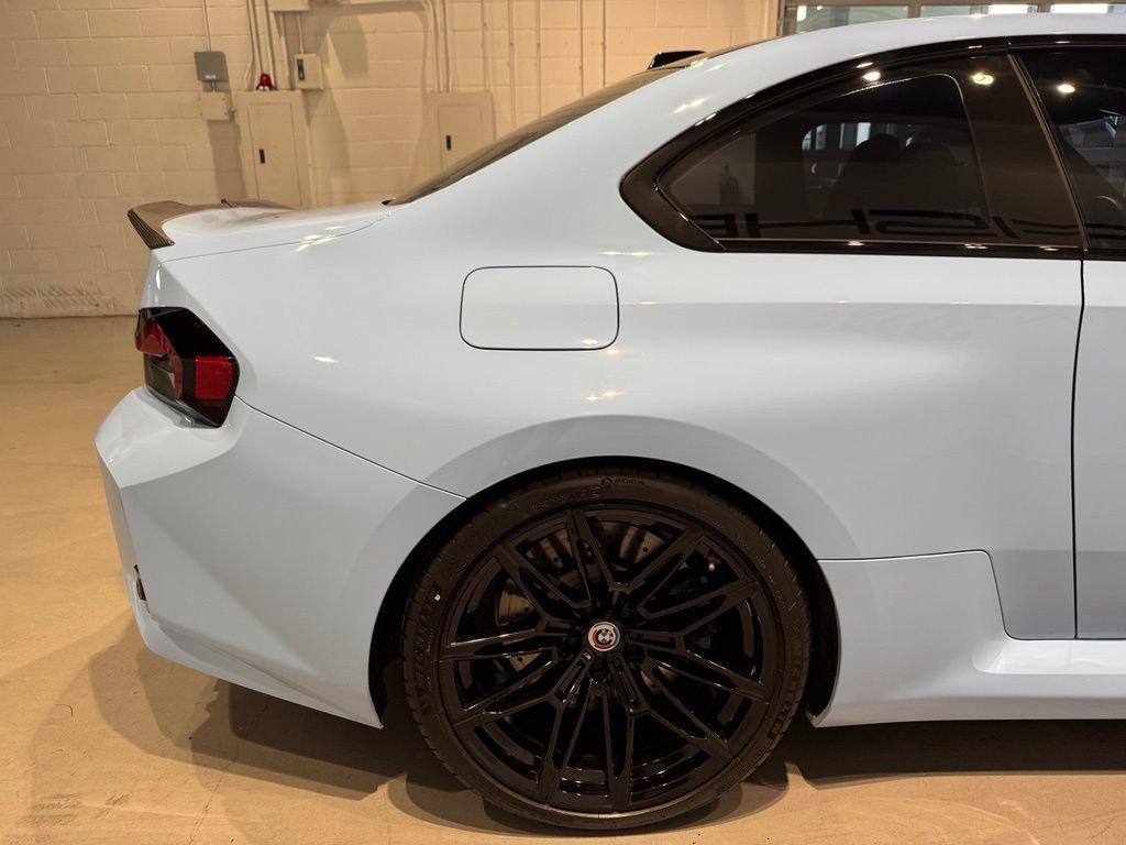 Used 2023 BMW M2 w/ Lighting Package RWD image 8