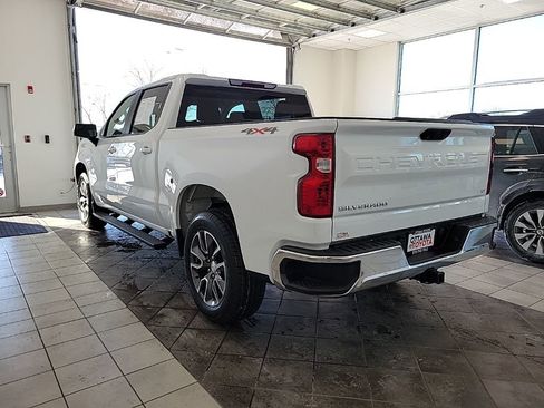 Used 2023 Chevrolet Silverado 1500 LT image 7