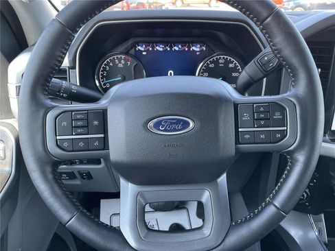 Used 2022 Ford F150 XLT w/ Equipment Group 302A High AWD/4WD image 17