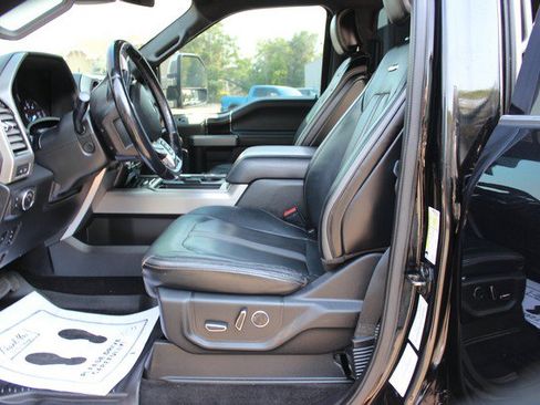 Used 2018 Ford F250 Platinum w/ FX4 Off-Road Package AWD/4WD image 9