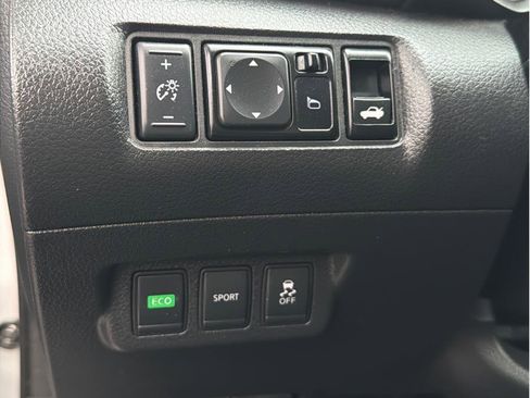 Used 2014 Nissan Sentra SV image 19