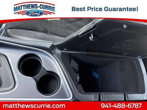 Used 2020 Dodge Challenger R/T w/ Plus Package image 19