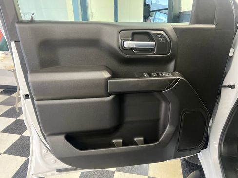 Used 2023 GMC Sierra 1500 Pro w/ Graphite Edition image 33