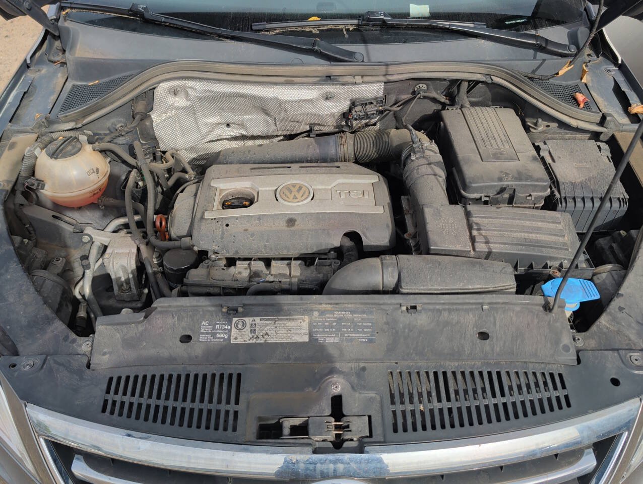 Used 2011 Volkswagen Tiguan S FWD image 42