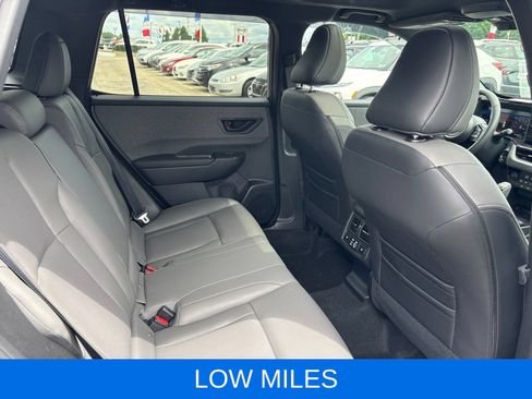 Used 2026 Subaru Outback Limited AWD/4WD image 12
