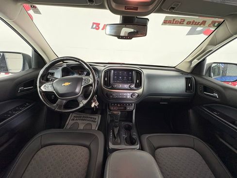 Used 2021 Chevrolet Colorado Z71 w/ Safety Package AWD/4WD image 40