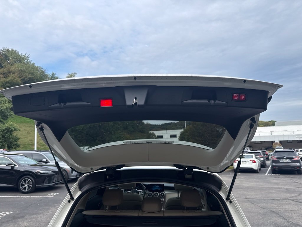 Used 2021 Mercedes-Benz GLC 300 4MATIC image 20