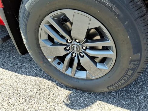 New 2026 Nissan Frontier SV image 3