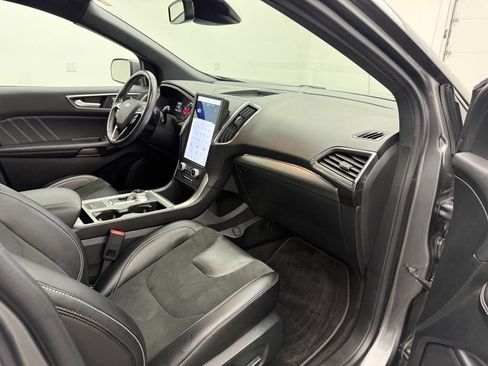 Used 2022 Ford Edge ST AWD/4WD image 31
