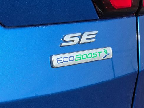 Used 2019 Ford Escape SE FWD image 7