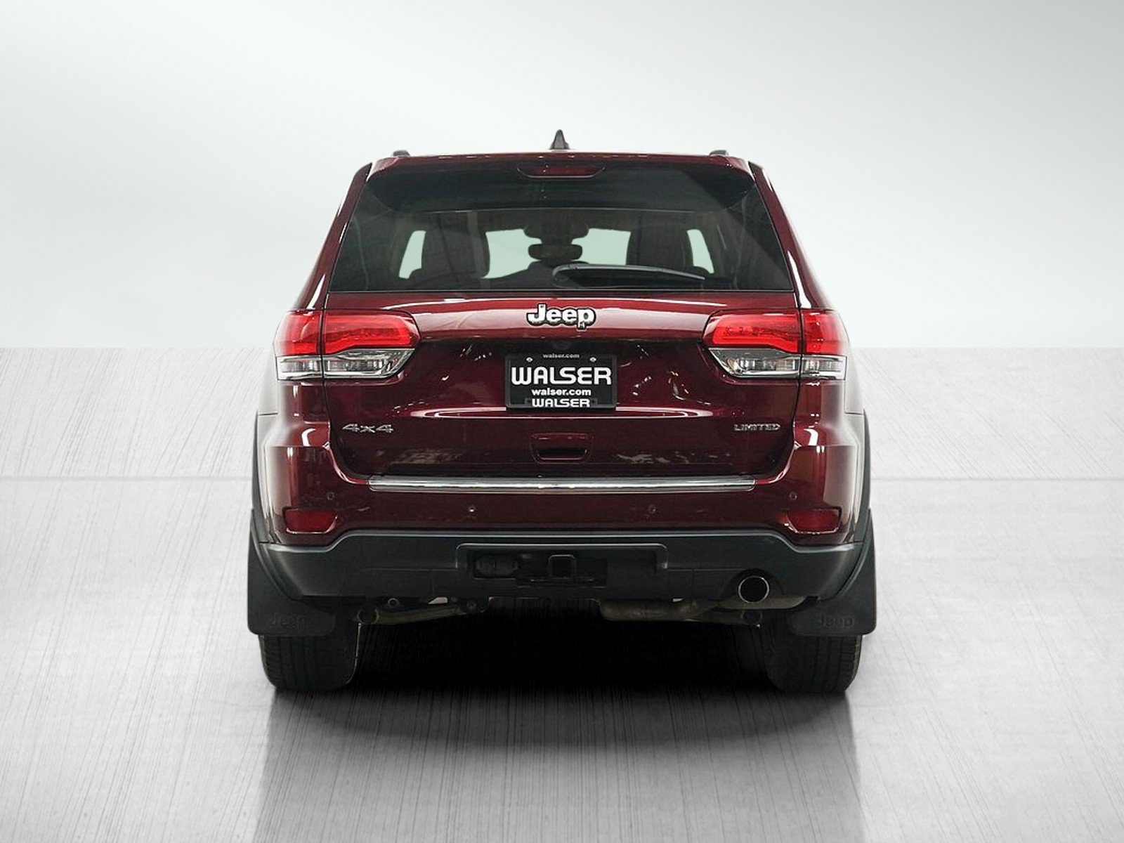 Used 2017 Jeep Grand Cherokee Limited AWD/4WD image 4