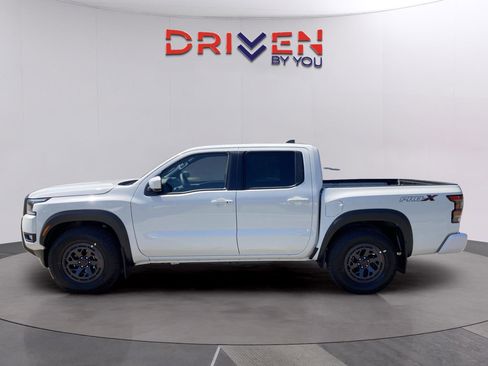 New 2026 Nissan Frontier Pro-X w/ Pro-X Convenience Package image 2