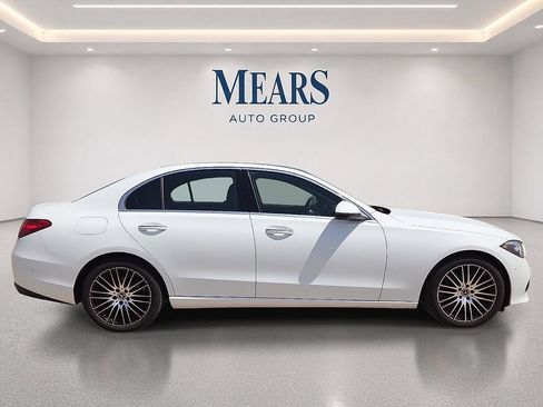 Used 2025 Mercedes-Benz C 300 Sedan w/ Winter Package image 6