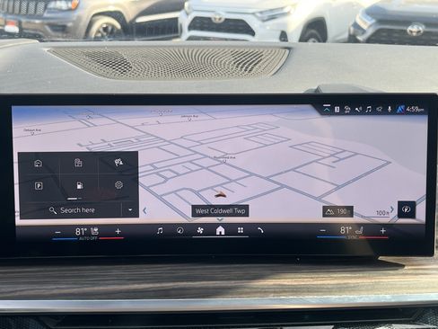 Used 2024 BMW X5 xDrive40i w/ Premium Package image 27