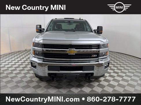Used 2015 Chevrolet Silverado 2500 LT w/ LT Convenience Package AWD/4WD image 2