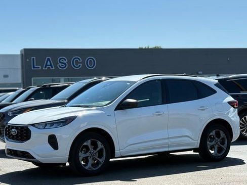 Certified 2023 Ford Escape ST-Line w/ Tech Pack #1 AWD/4WD image 32