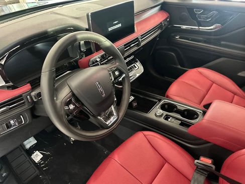 New 2026 Lincoln Corsair Grand Touring image 12