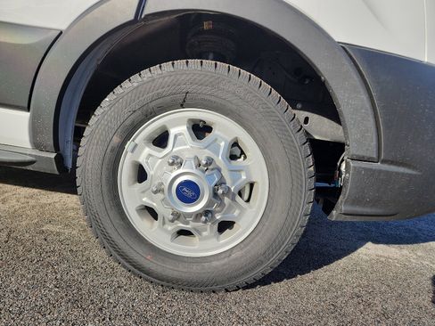 New 2024 Ford Transit 350 148 Medium Roof AWD image 42