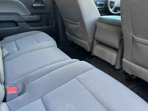 Used 2018 Chevrolet Silverado 1500 Custom w/ Custom Value Package AWD/4WD image 16