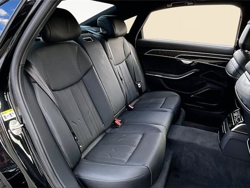 Used 2024 Audi A8 L 3.0T w/ Comfort Plus Package image 29
