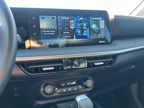 New 2026 Nissan Kicks SV w/ Charging Package image 21