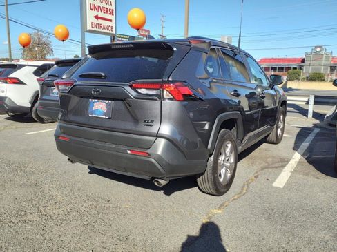 Certified 2022 Toyota RAV4 XLE image 6