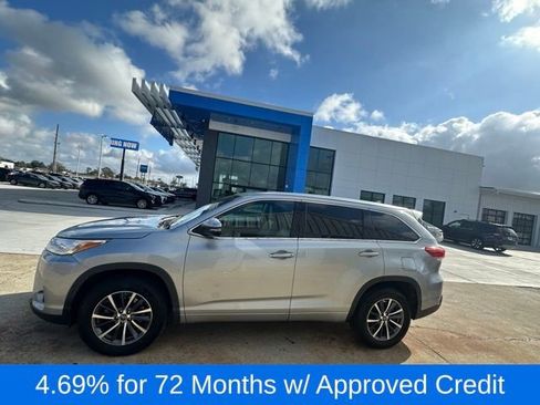 Used 2018 Toyota Highlander XLE image 4