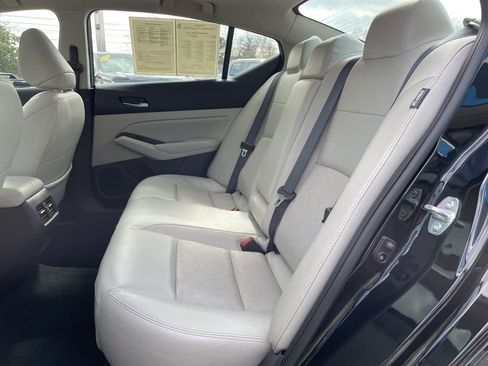 Used 2025 Nissan Altima 2.5 SL image 41