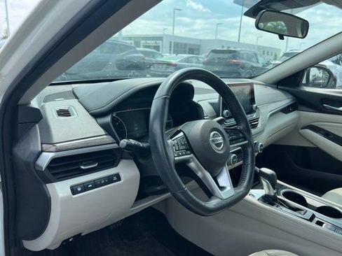 Used 2021 Nissan Altima 2.5 SL AWD/4WD image 9