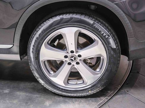Certified 2022 Mercedes-Benz GLC 300 image 9