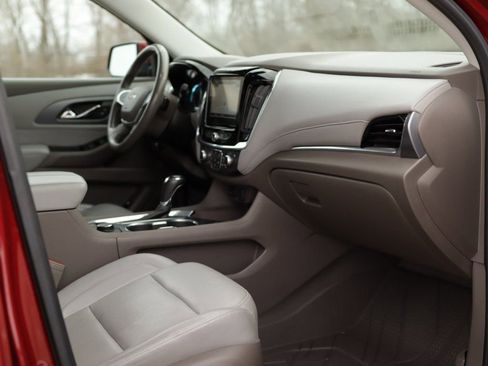 Used 2019 Chevrolet Traverse Premier w/ LPO, Floor Liner Package image 35