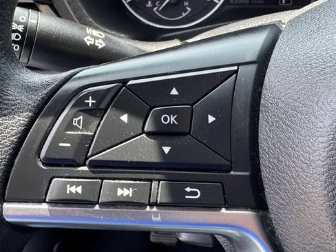 Used 2023 Nissan Sentra SV FWD image 20