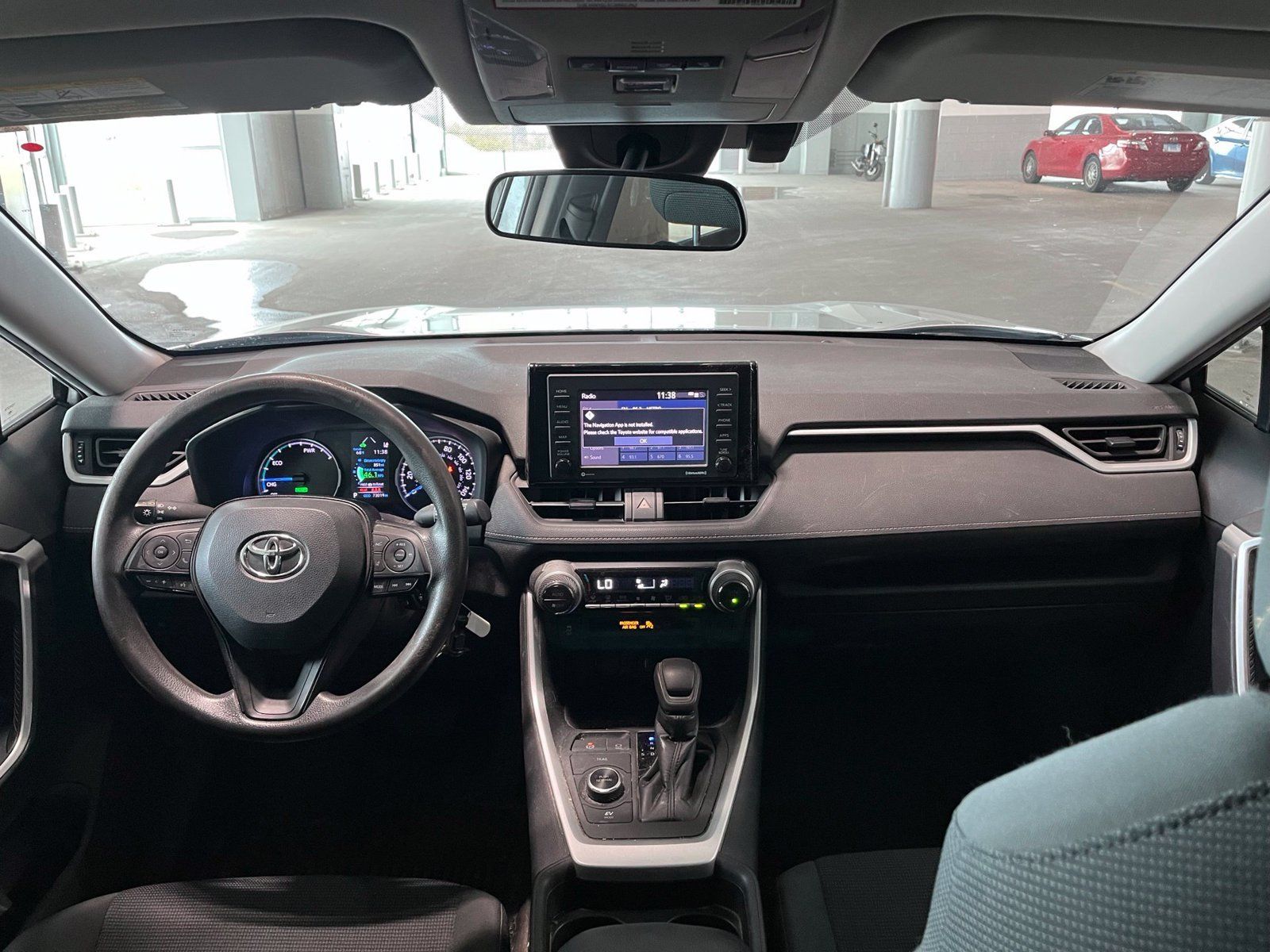 Used 2020 Toyota RAV4 LE w/ All Weather Liner Package AWD/4WD image 32