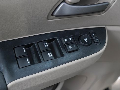 Used 2013 Honda Odyssey EX-L image 22