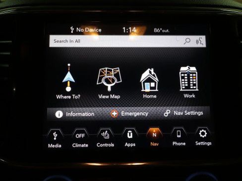 Used 2020 Jeep Grand Cherokee Limited AWD/4WD image 17