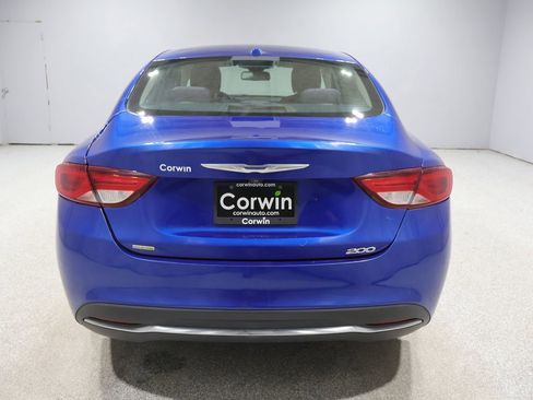 Used 2015 Chrysler 200 Limited w/ Convenience Group FWD image 17