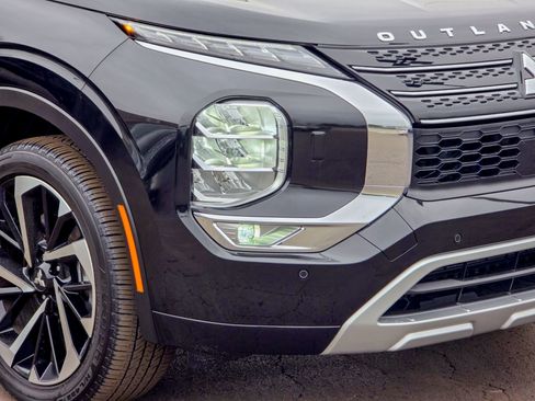 Used 2024 Mitsubishi Outlander SEL image 8